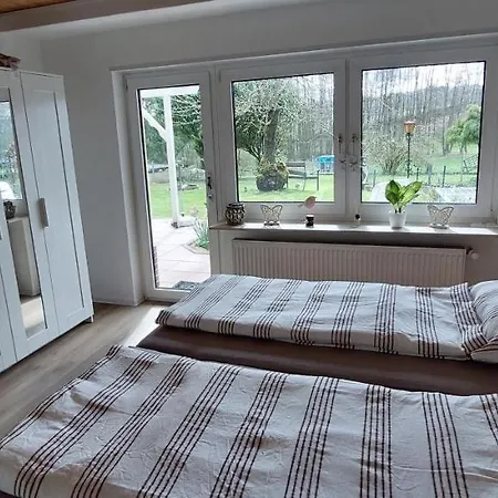 Neu renovierte UG Wohnung für bis zu 6 Personen Mörlenbach Exterior foto